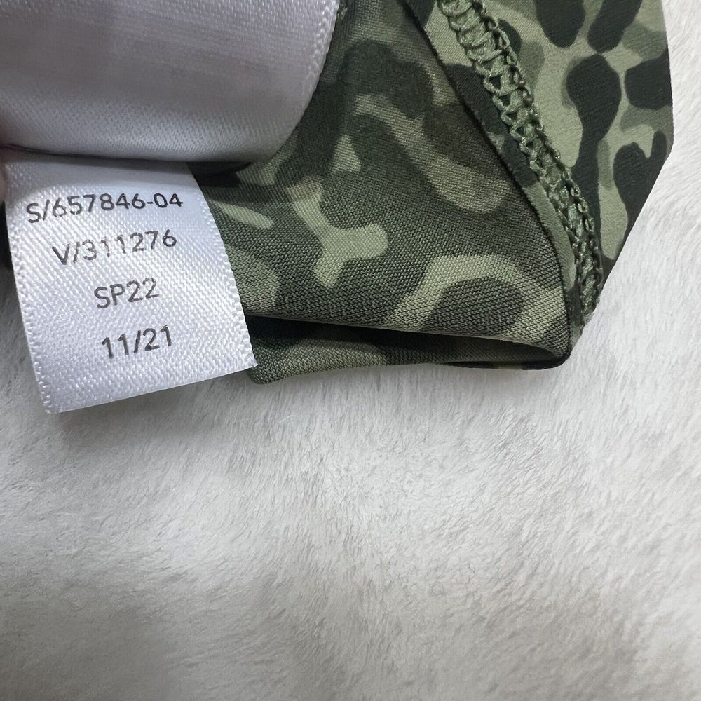 Athleta Ultimate Train Tee Olive Green Camo Sz XS - Picture 9 of 11